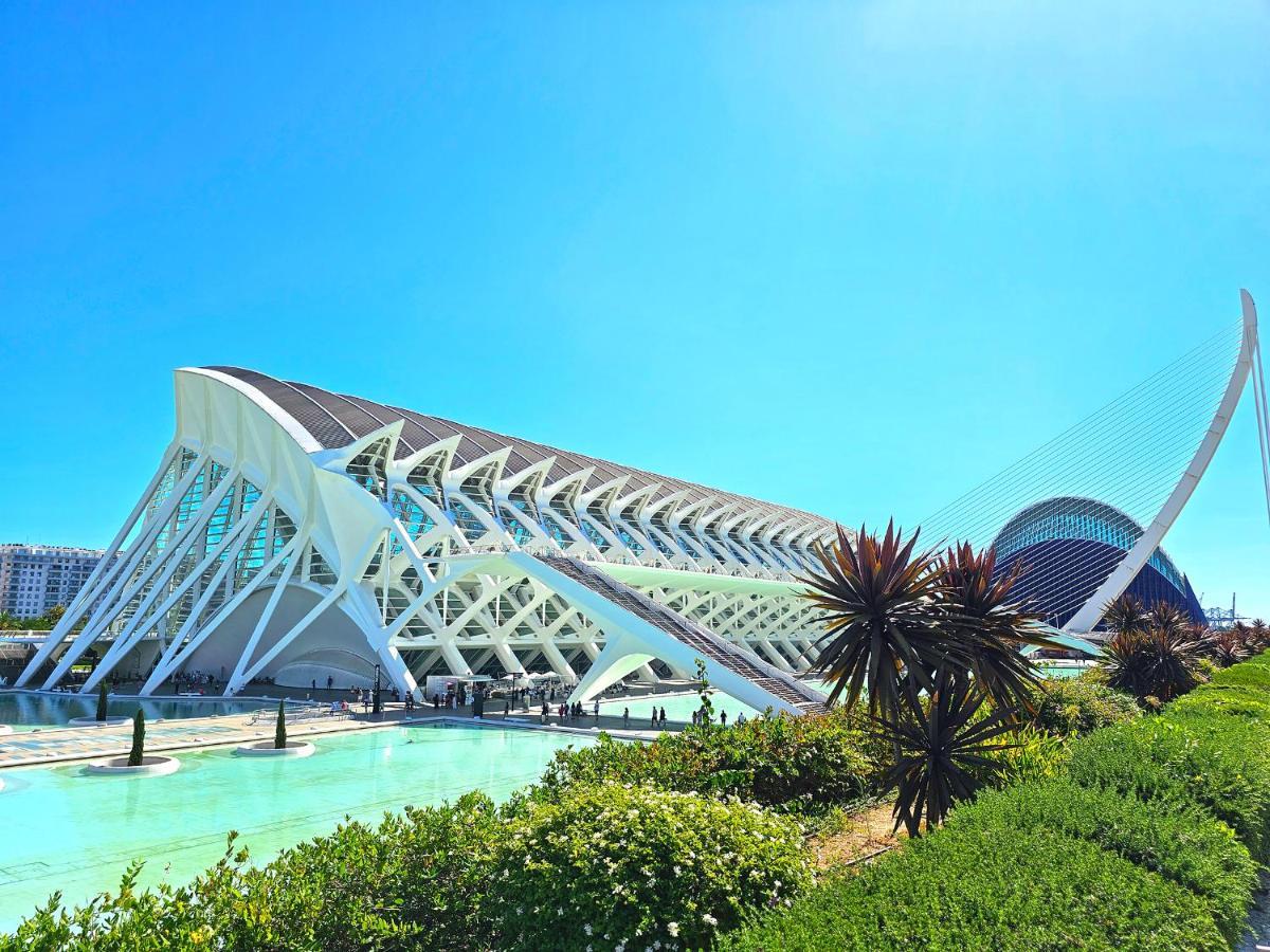 Apartamentos Las Ciencias S Валенсия Экстерьер фото